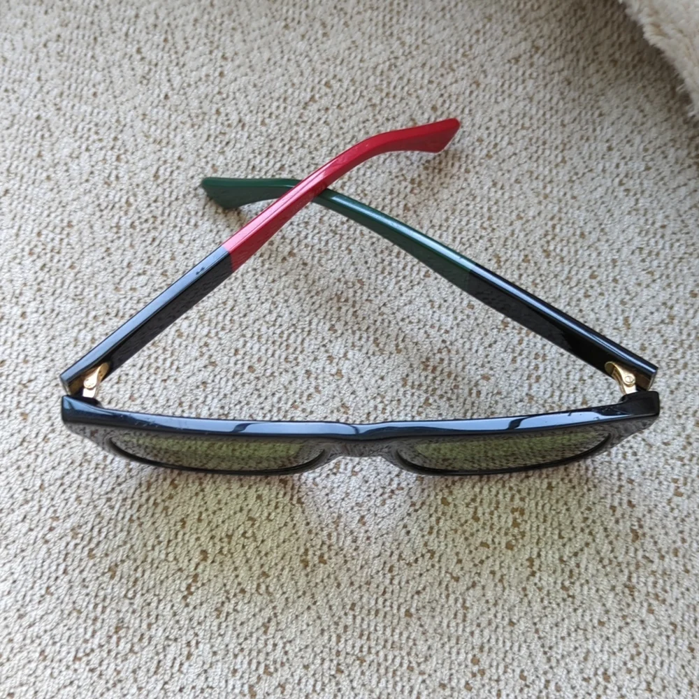 Gucci Sunglasses - Picture 2 of 5